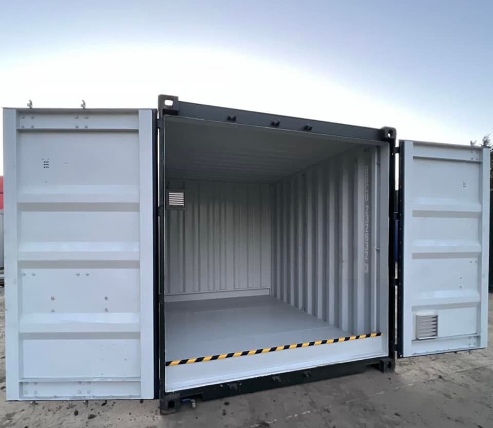 10ft x 8ft Shipping Container (One Trip) Green (RAL 6007) - Image 2